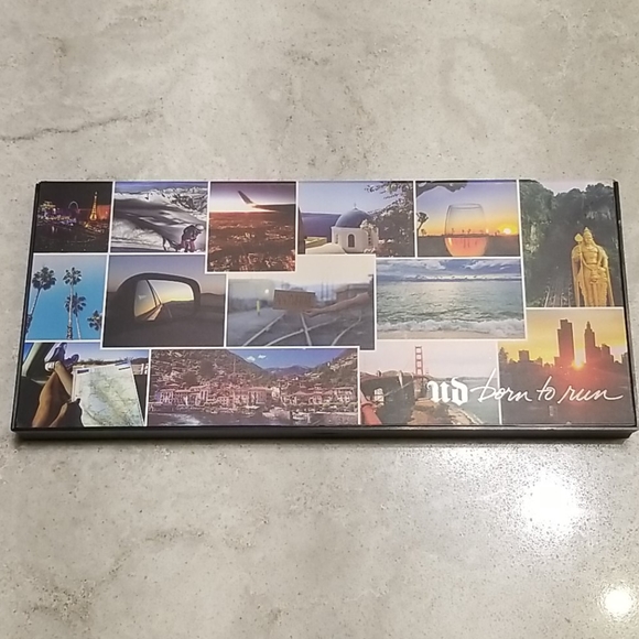 Urban Decay Born to Run Eyeshadow Palette - Picture 3 of 3